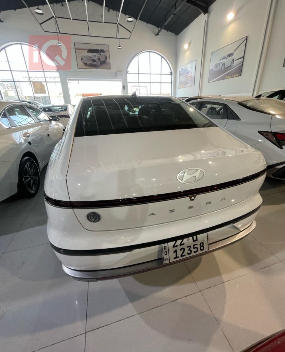 هيونداي أزيرا